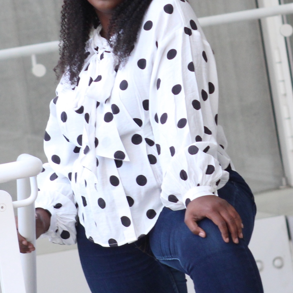 H&M Polka Dot puffed blouse with tie-front.